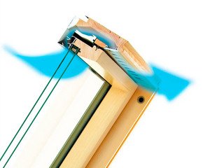 Мансардное окно FAKRO FTP-V P2 66*140