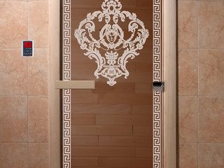 Дверь бан. DW 2000*700 кор. кедр БРОНЗА МАТОВОЕ с рис. Версаче (02029; 01389; 01243)