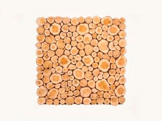 Панно из можжевельника 50х50 см