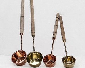 Черпак медный классика